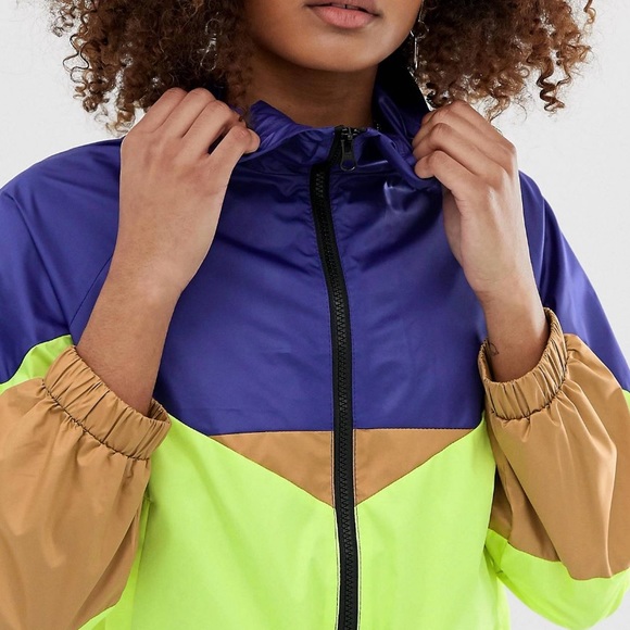 Light Weight Jacket - Picture 3 of 6